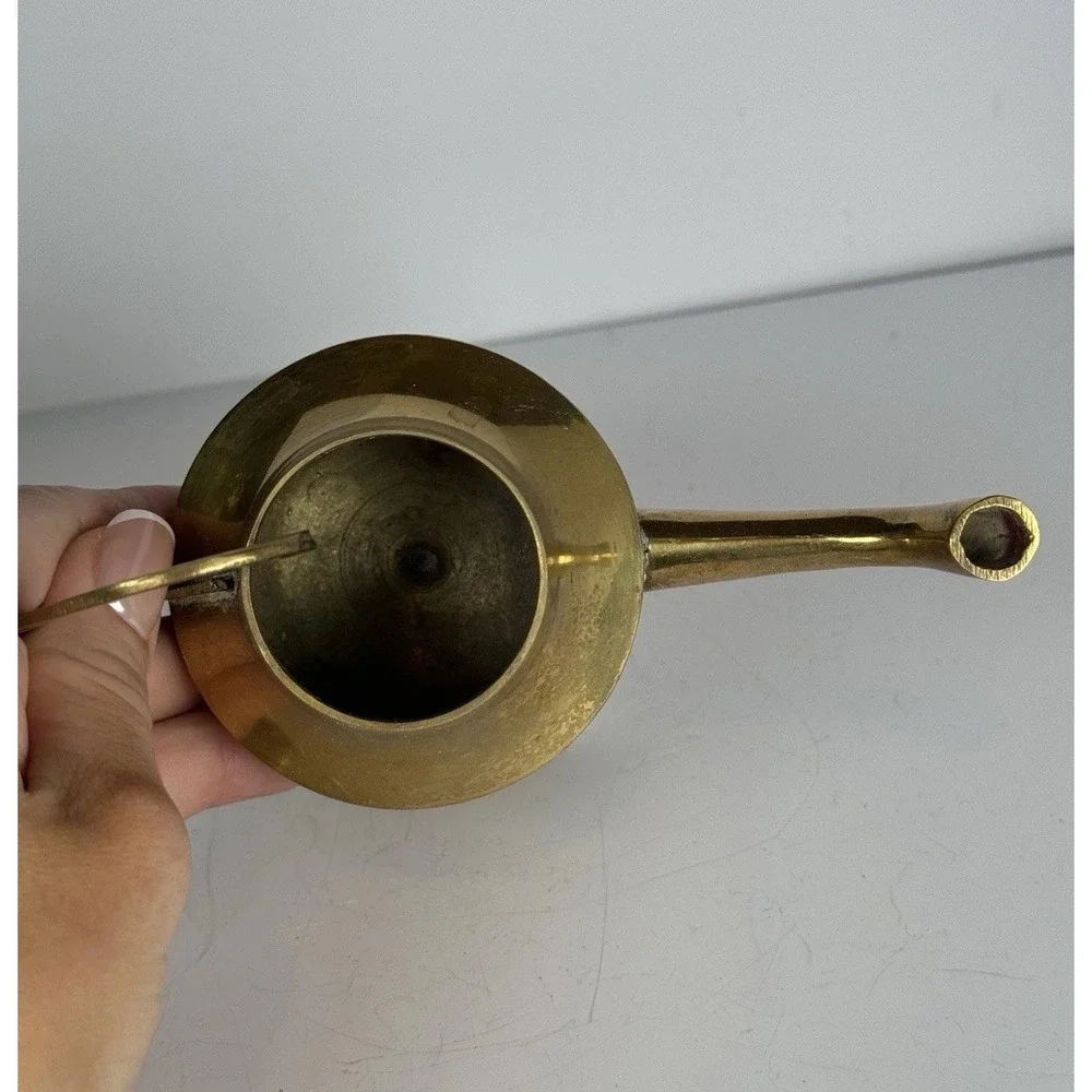 VTG Enesco Imports Brass Genie Lamp Oil Lamp Made In India Aladdin Style Decor